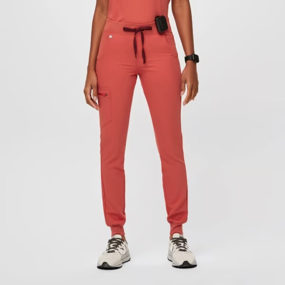 women's Clay Zamora - Jogger Scrub Pants